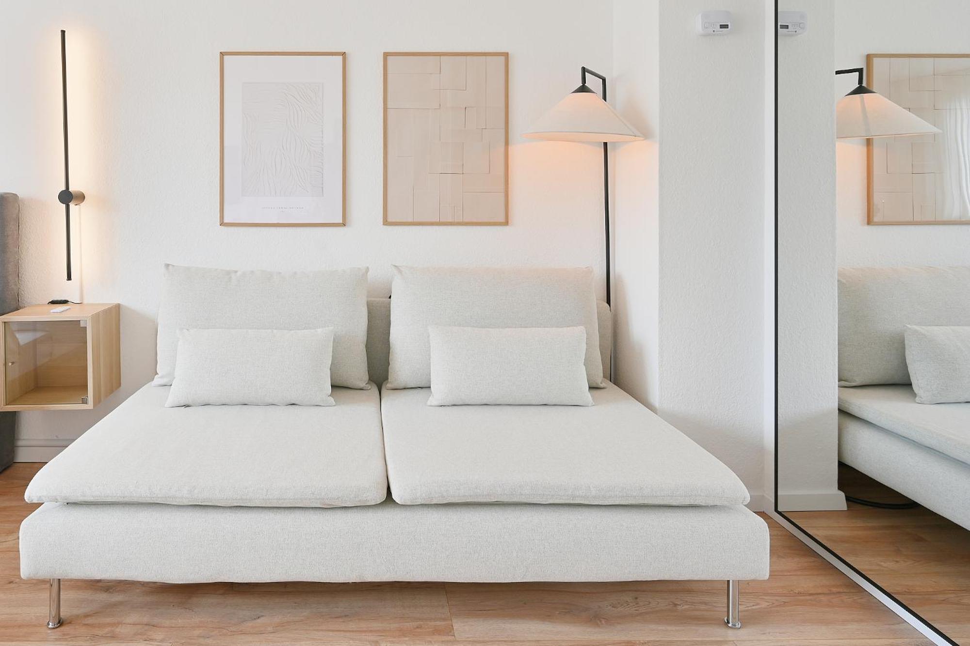 Beautiful And Stylish 1-Bedroom With Kitchen And King Size Bed Wuppertal Eksteriør bilde